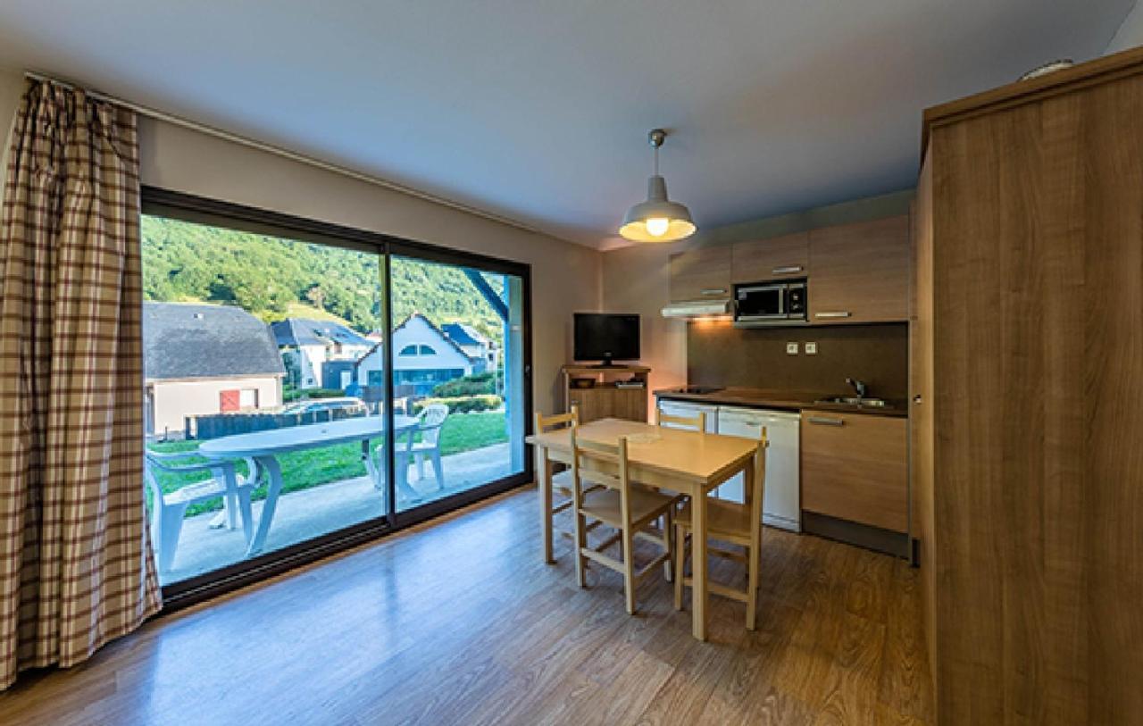 Residence Les Trois Vallees - Arreau Bagian luar foto